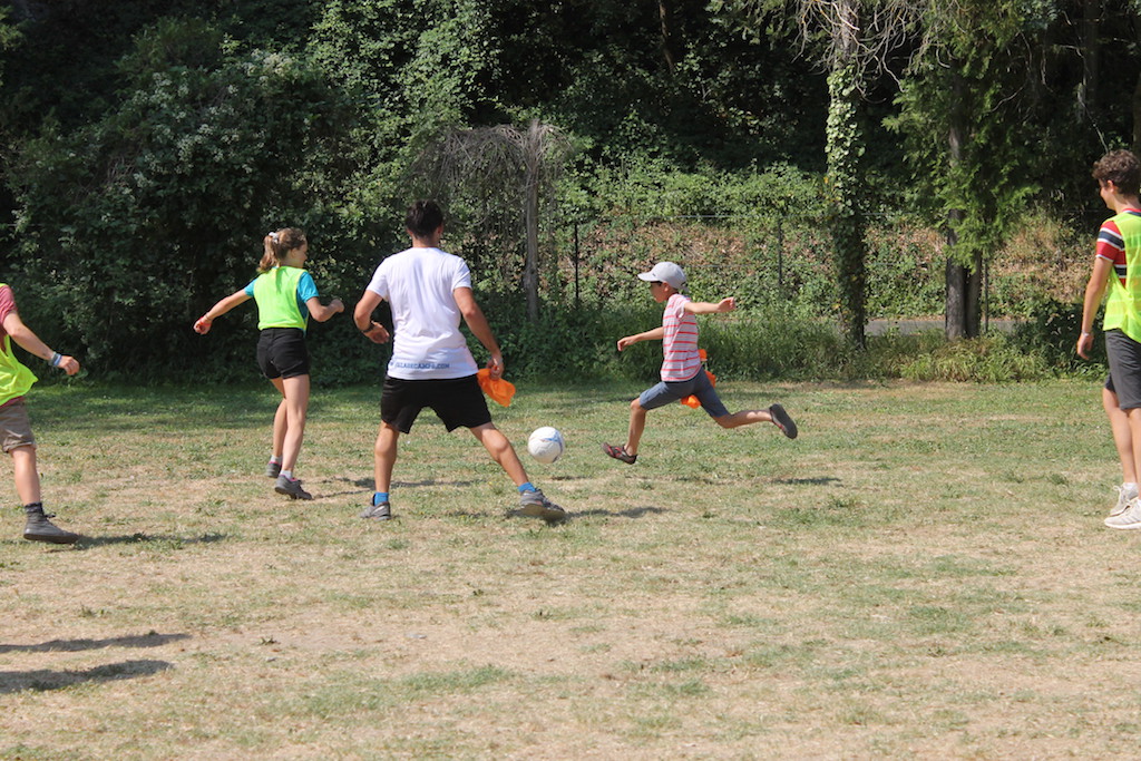 Village Camps International Summer Camp Ard&egrave;che, France 2019-07-26 https://www.villagecamps.com/journals_admin/images/2231-0263-SportsC10 copy.jpg